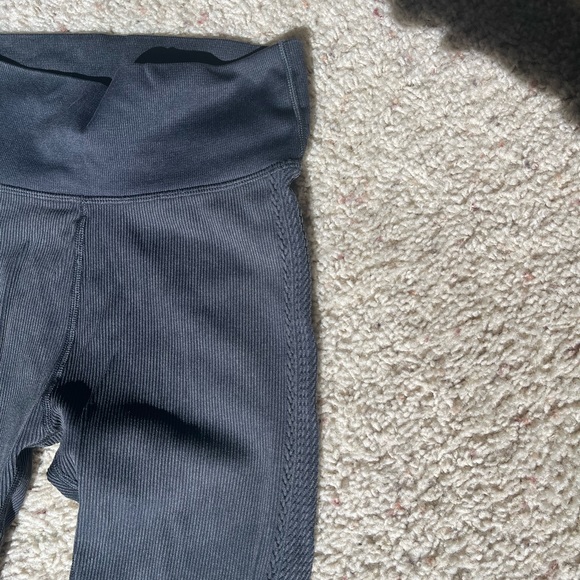 Aerie offline leggings - Picture 2 of 3